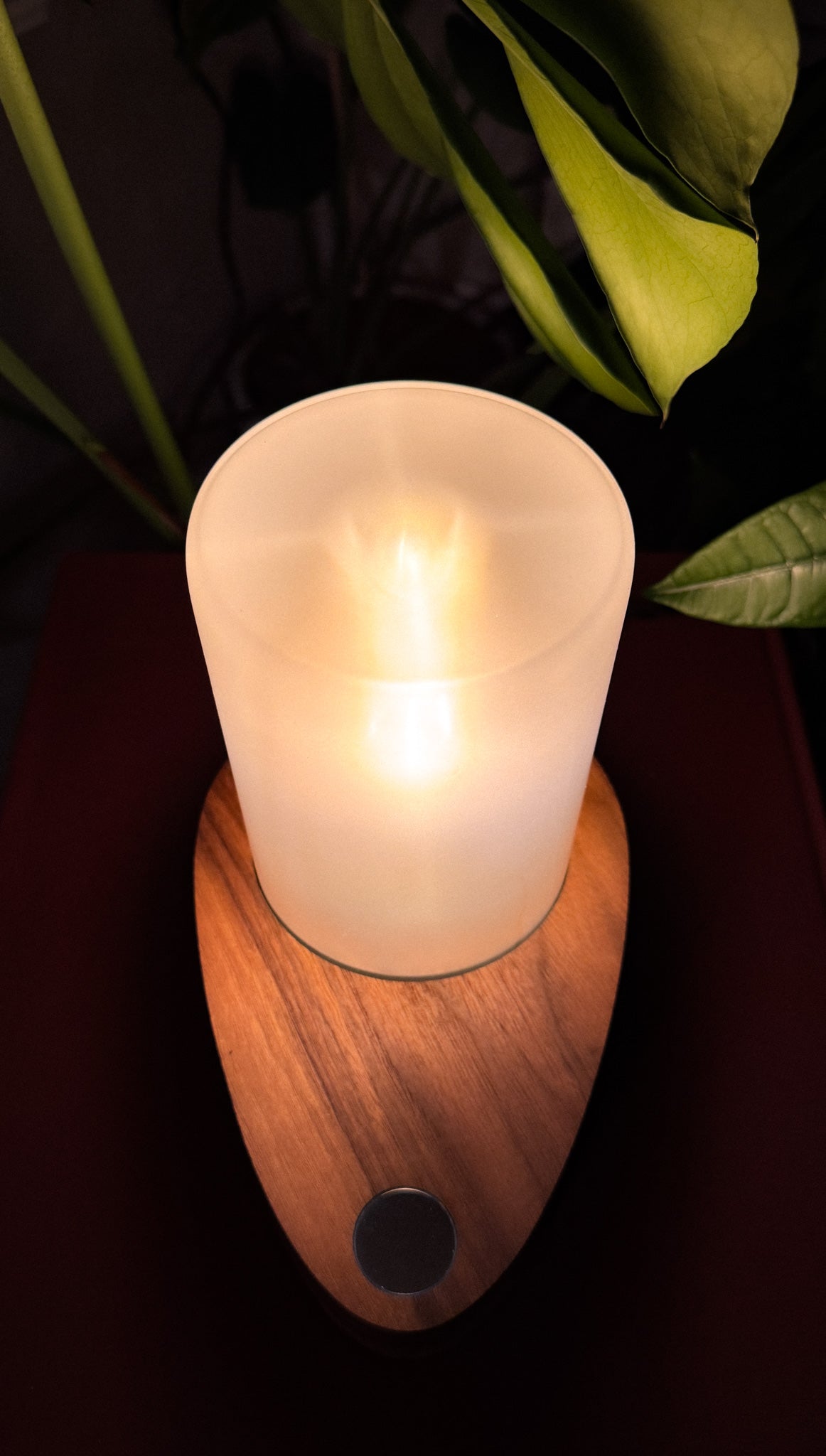 Handmade Walnut & Glass Dome Table Lamp with 3-way touch button (round)